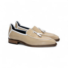 Load image into Gallery viewer, Duca by Matiste 'Fano' Catalog