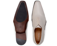 Load image into Gallery viewer, Studio Belvedere 'Bianca' Catalog
