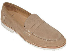 Load image into Gallery viewer, Alan Payne 'Tab' Suede - Alligator World
